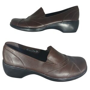 Clarks‎ Leather Slip On Loafer Shoes Comfort Casual Brown Womens Size 8.5M